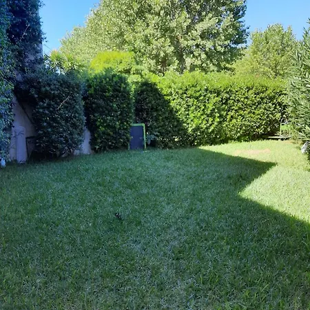 Multiproprieta Victor Village 假日公园 *